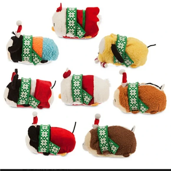 2 Sets Disney Festive Tsum Tsum Plush Collection - Picture 3 of 4